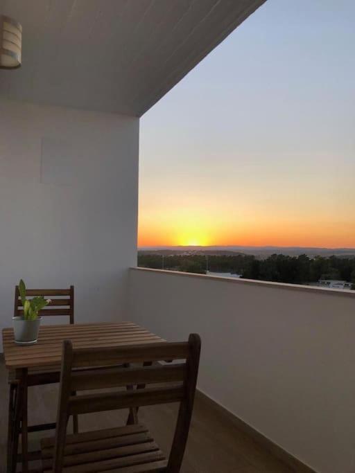 Apartamento T2 Montegordo A 500 M Da Praia มงติกอร์โด ภายนอก รูปภาพ